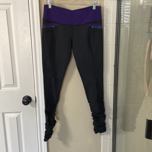 New Lululemon dance yoga black pants w ruching, purple waist band pockets 10 - Picture 4 of 10